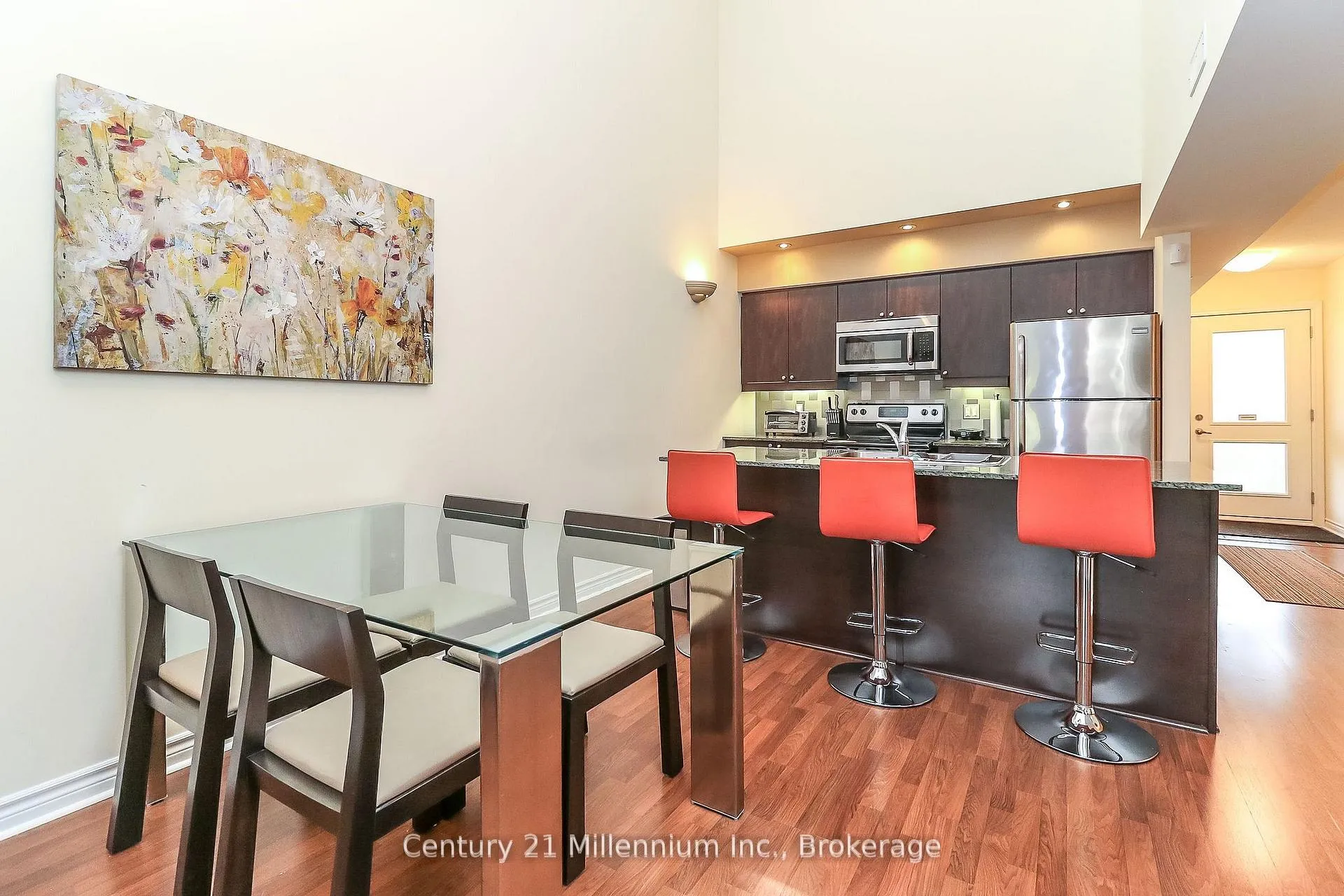 Photo 14 of Unit 304, 2 Brandy Lane Drive, Collingwood — HOMEH