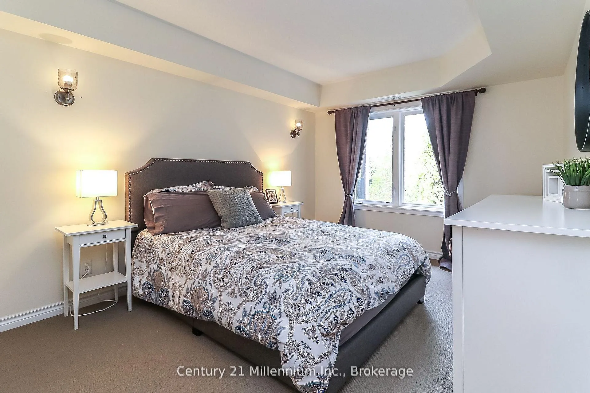 Photo 23 of Unit 304, 2 Brandy Lane Drive, Collingwood — HOMEH