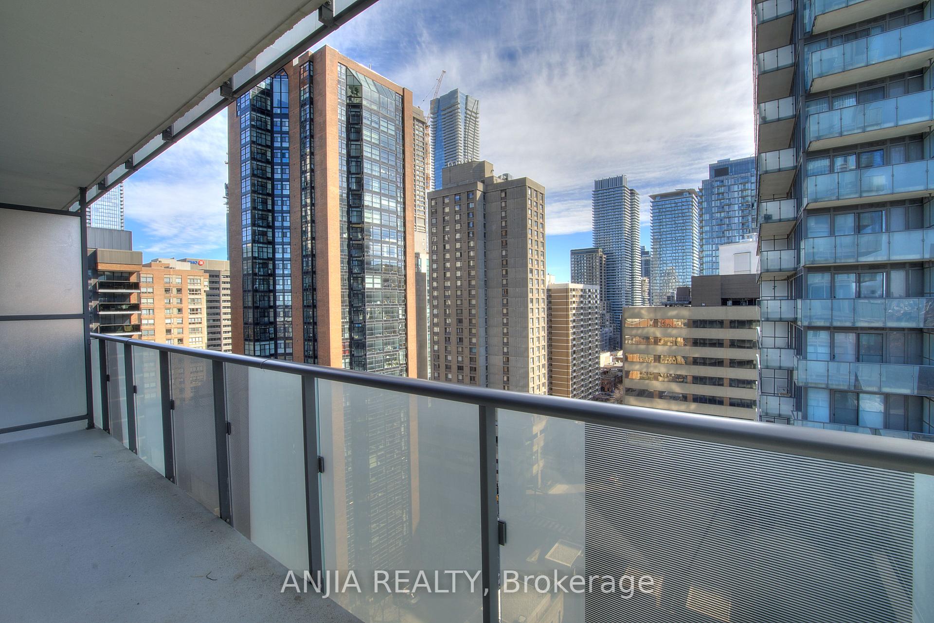 Photo 2 of Unit 1701, 65 St Mary Street, Toronto, Bay Street Corridor — HOMEH