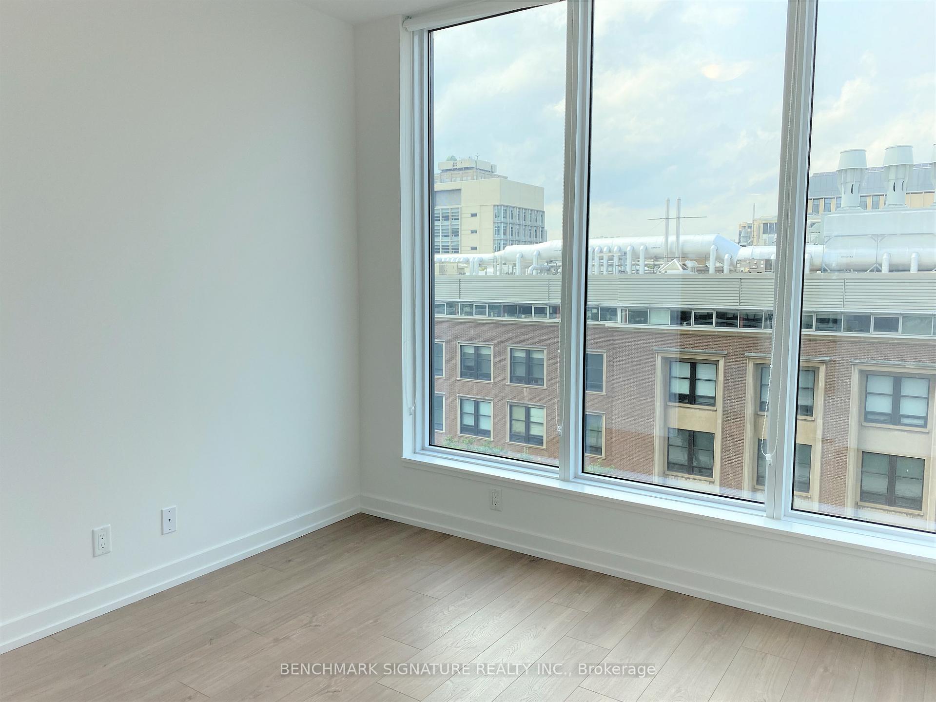 Photo 5 of Unit 607, 203 College Street, Toronto, Kensington-Chinatown — HOMEH
