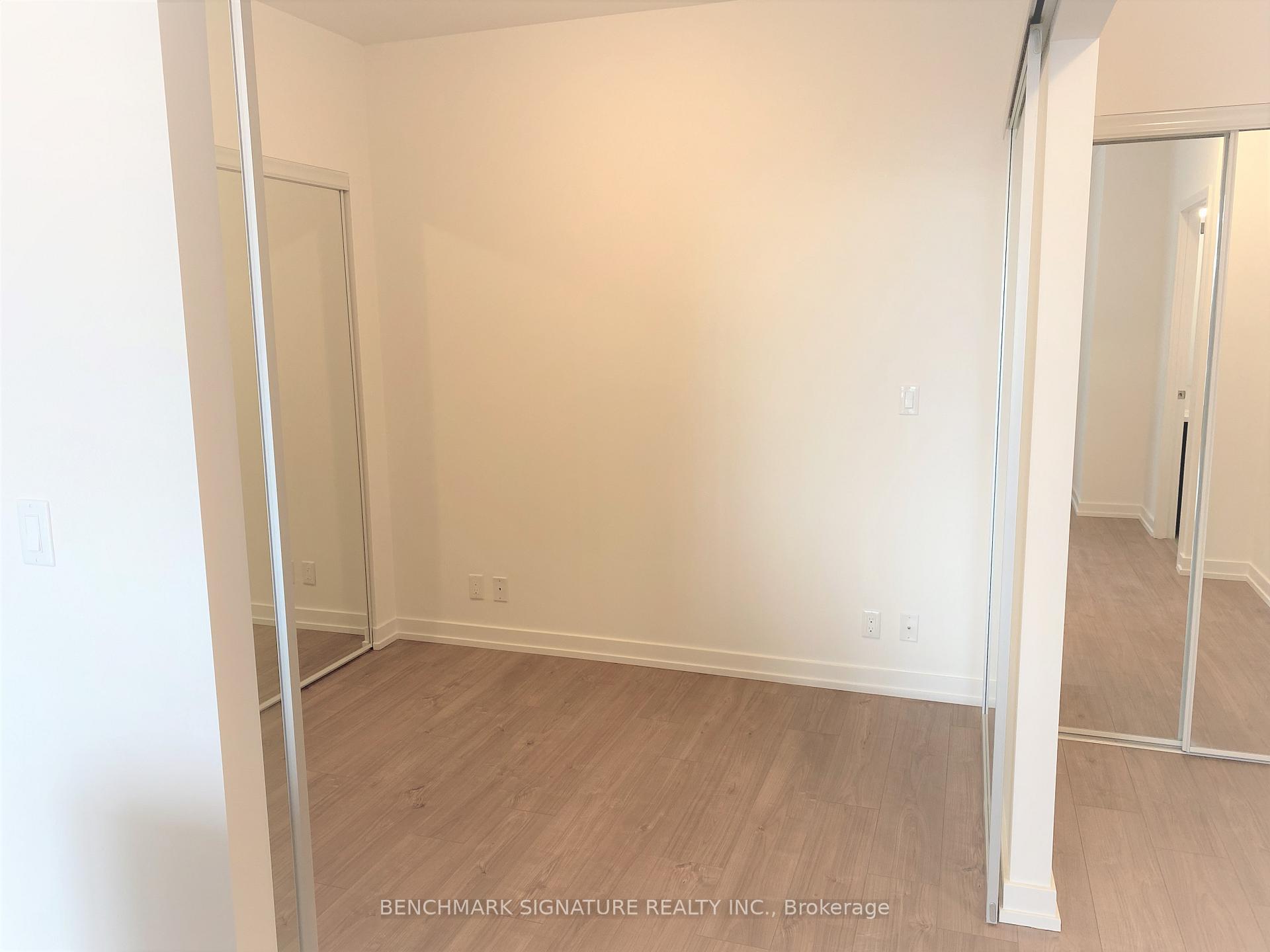 Photo 6 of Unit 607, 203 College Street, Toronto, Kensington-Chinatown — HOMEH
