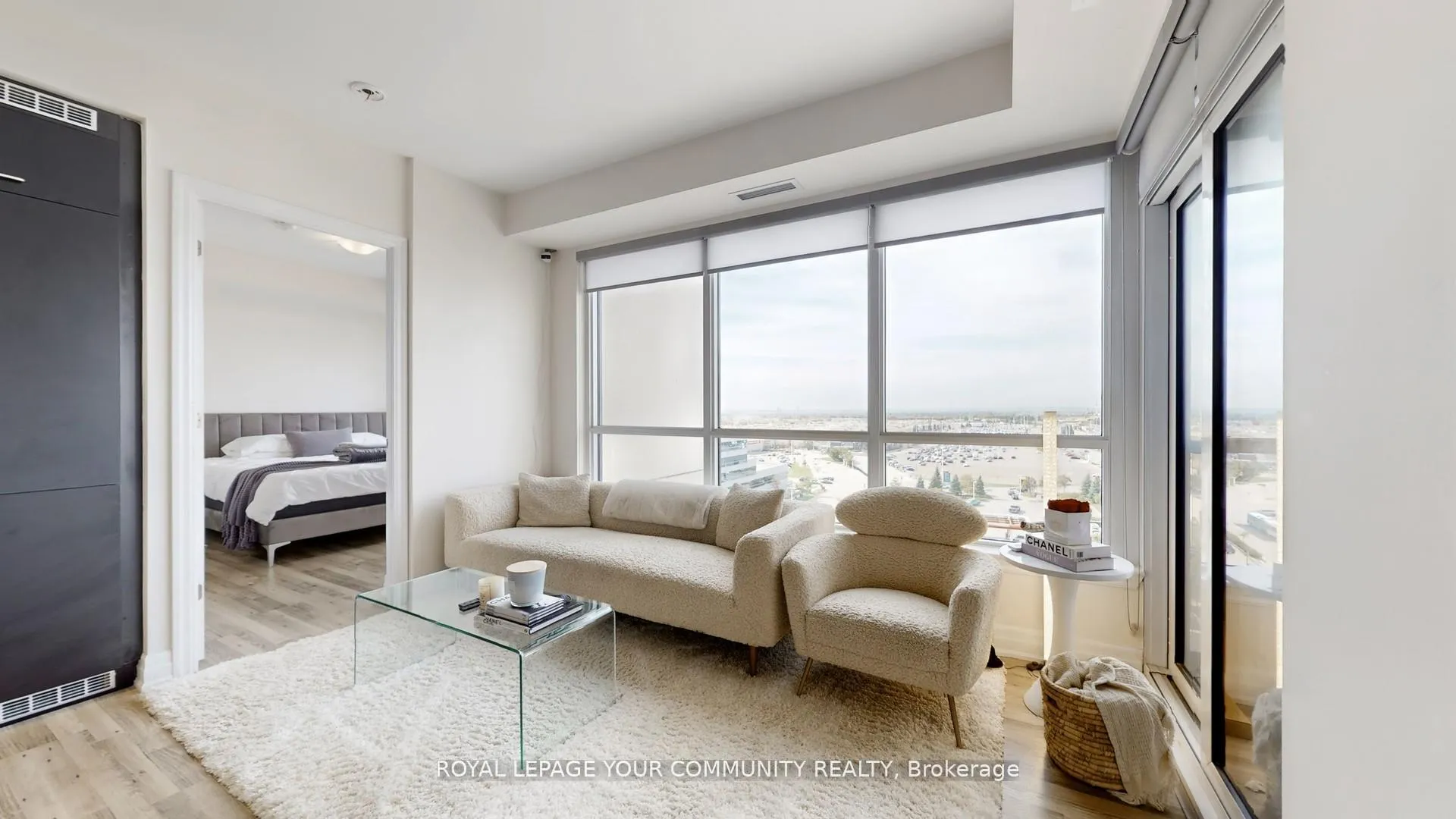 Photo 3 of Unit 1009, 9075 Jane Street, Vaughan, Concord — HOMEH