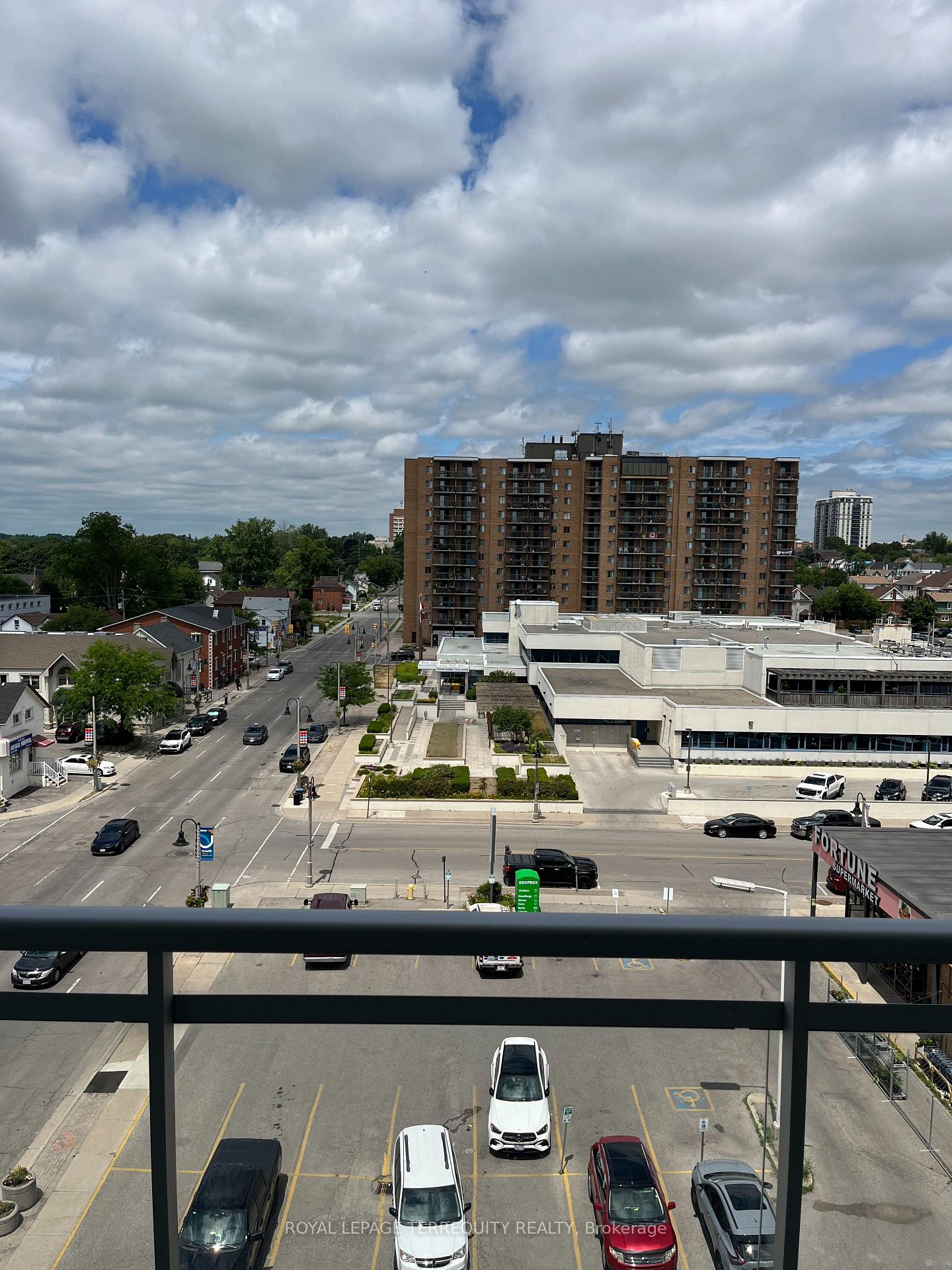 Photo 11 of Unit 616, 44 Bond Street W, Oshawa, O'Neill — HOMEH