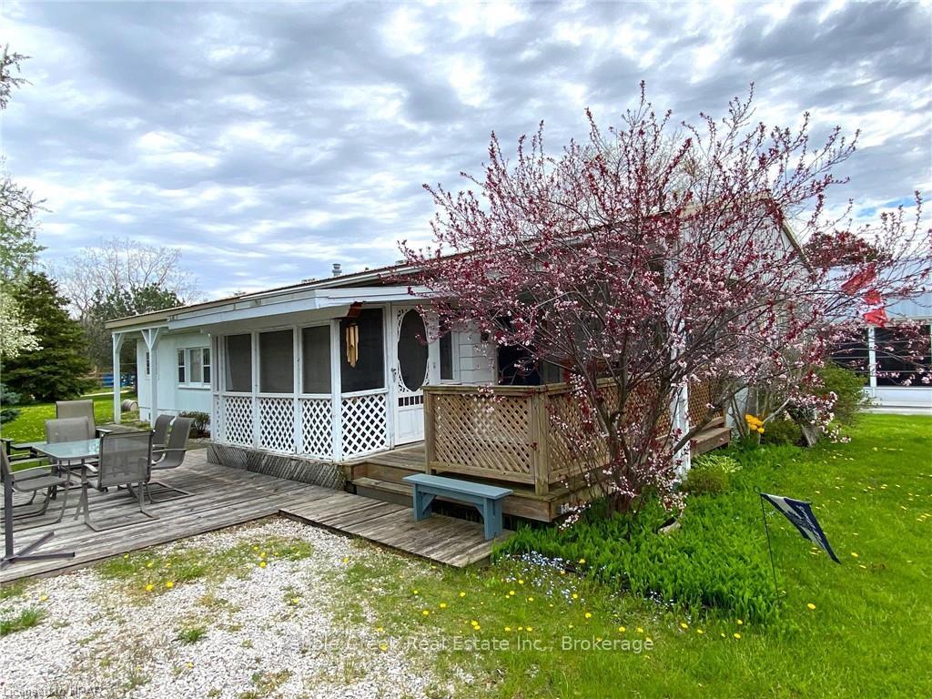 Front of 6 Turnbull'S Grove Road S