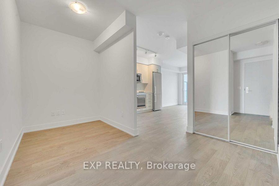 Photo 5 of Unit Ph13, 2550 Simcoe Street N, Oshawa, Windfields — HOMEH