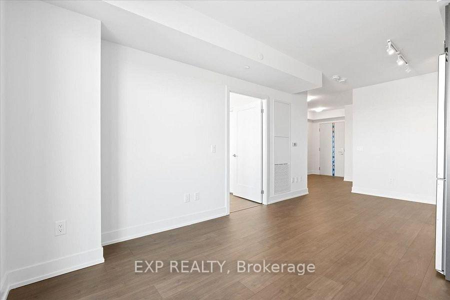 Photo 12 of Unit Ph13, 2550 Simcoe Street N, Oshawa, Windfields — HOMEH