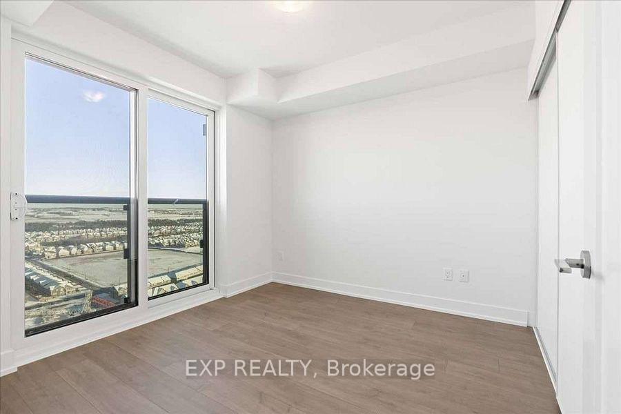 Photo 14 of Unit Ph13, 2550 Simcoe Street N, Oshawa, Windfields — HOMEH