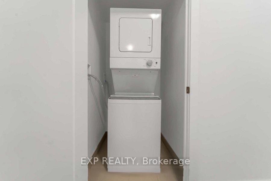 Photo 16 of Unit Ph13, 2550 Simcoe Street N, Oshawa, Windfields — HOMEH