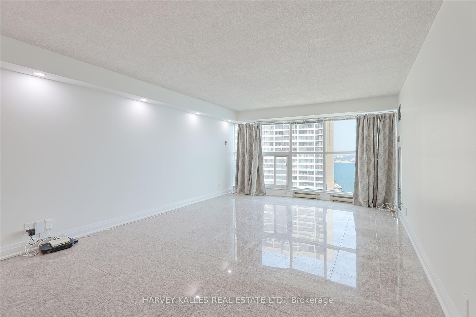 Photo 17 of Unit 2506, 99 Harbour Square, Toronto, Waterfront Communities — HOMEH