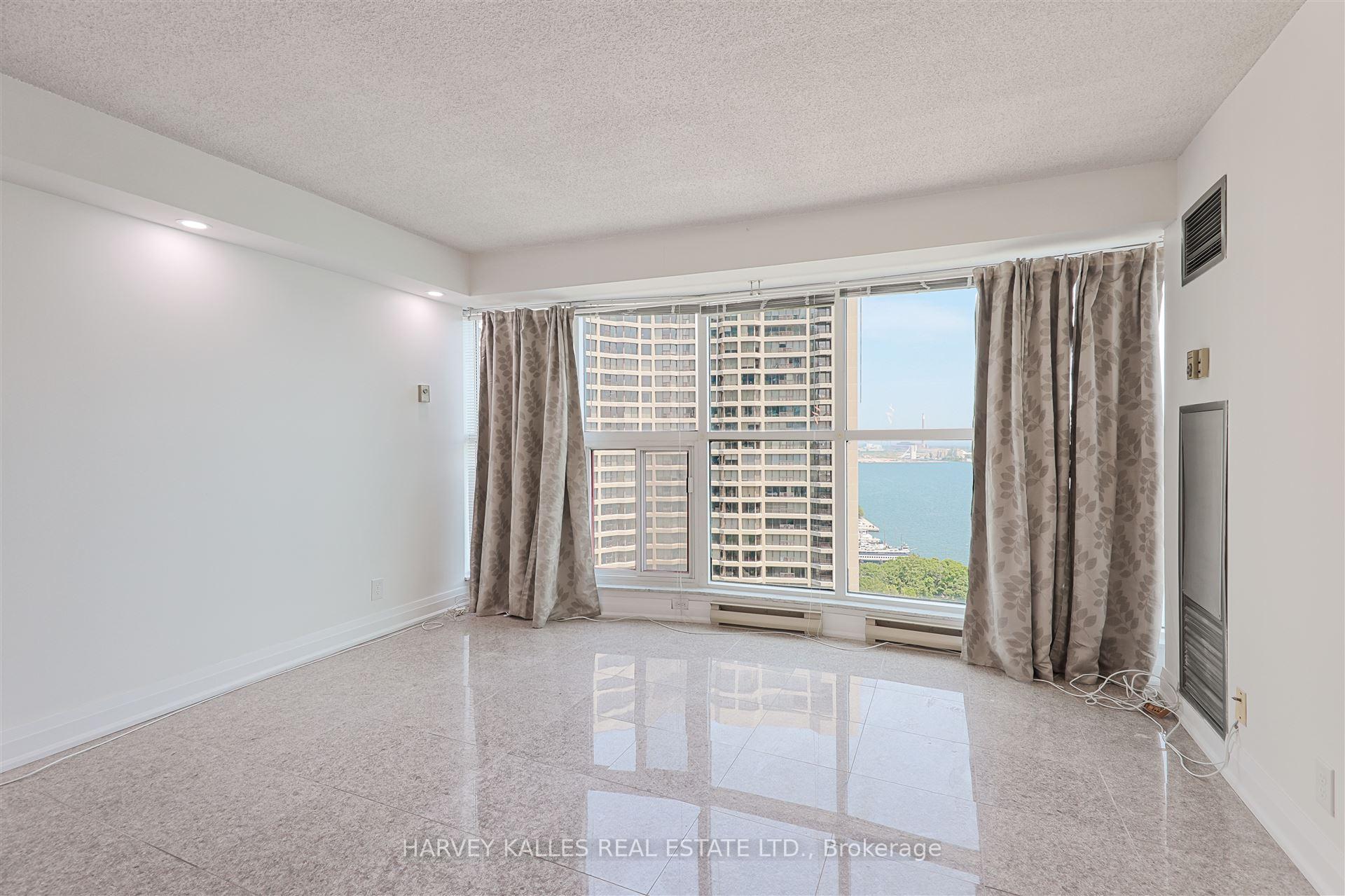 Photo 18 of Unit 2506, 99 Harbour Square, Toronto, Waterfront Communities — HOMEH