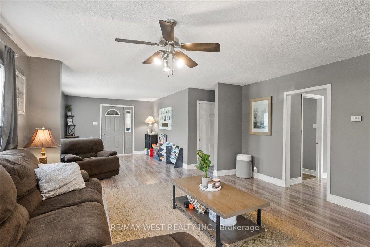 Photo 6 of 25685 Maple Beach Road, Brock, Beaverton — HOMEH
