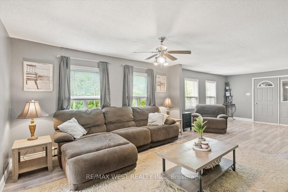 Photo 5 of 25685 Maple Beach Road, Brock, Beaverton — HOMEH