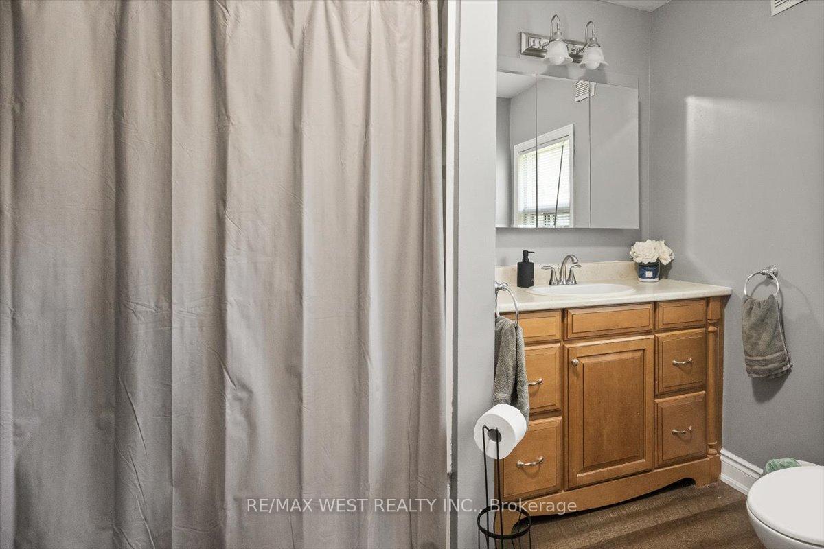 Photo 16 of 25685 Maple Beach Road, Brock, Beaverton — HOMEH