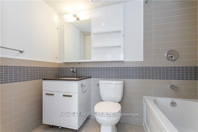 Photo 9 of Unit 724, 295 Adelaide Street W, Toronto, Waterfront Communities — HOMEH