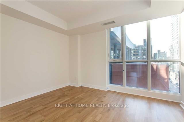Photo 10 of Unit 724, 295 Adelaide Street W, Toronto, Waterfront Communities — HOMEH
