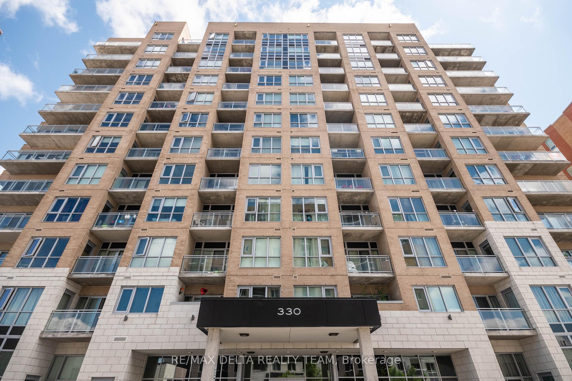 Front of Unit 1006, 330 Titan Private