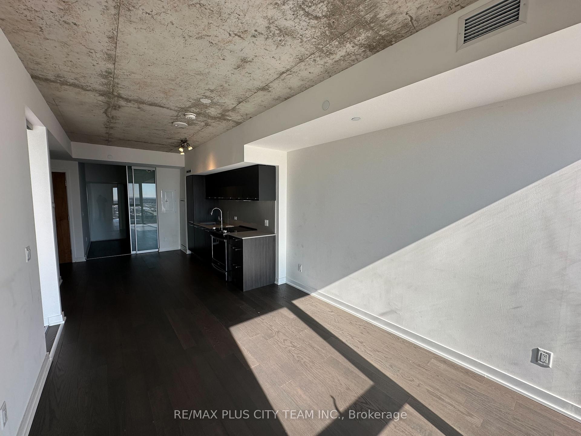 Photo 3 of Unit 1406, 15 Baseball Place, Toronto, South Riverdale — HOMEH