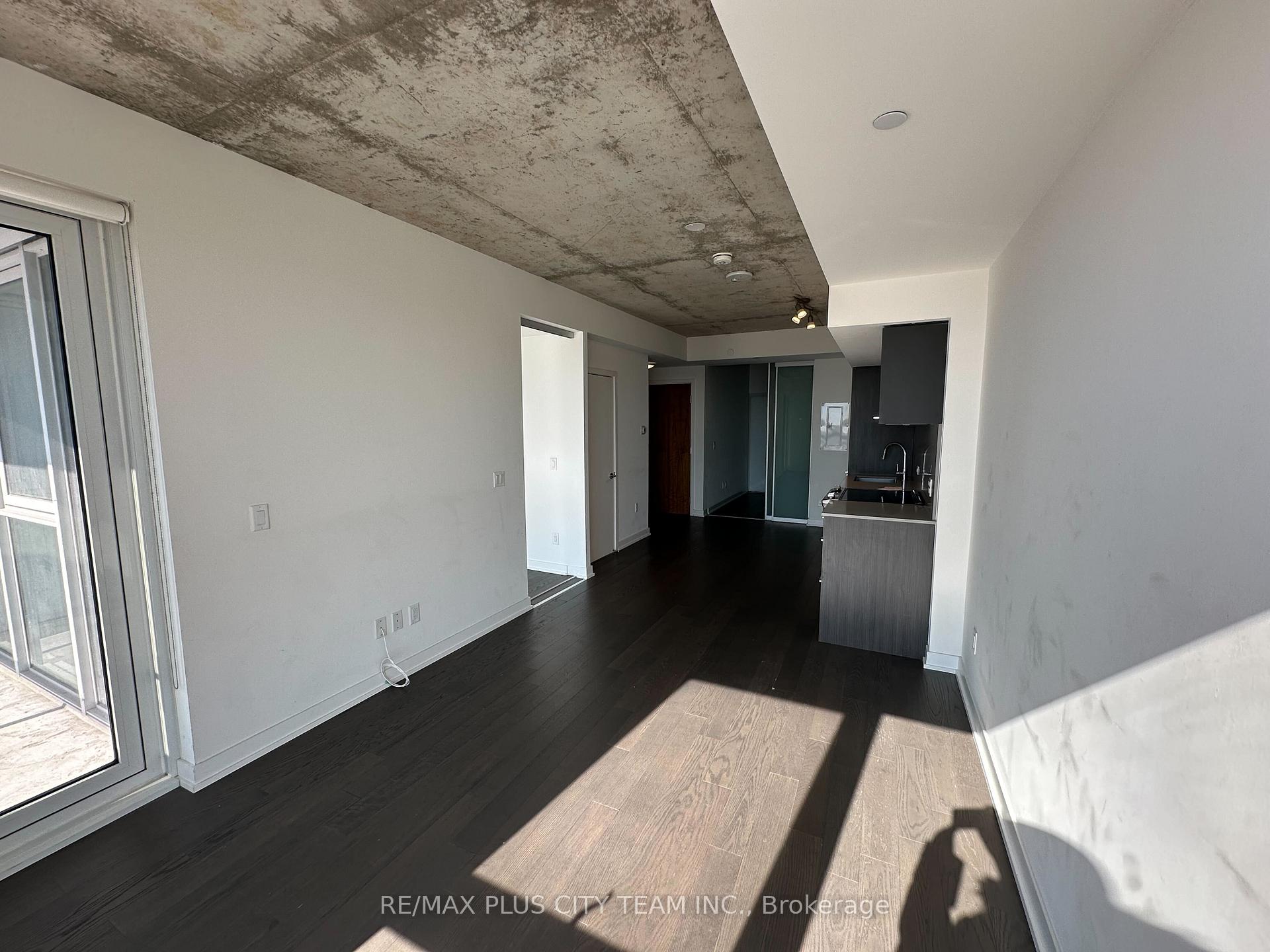 Photo 4 of Unit 1406, 15 Baseball Place, Toronto, South Riverdale — HOMEH