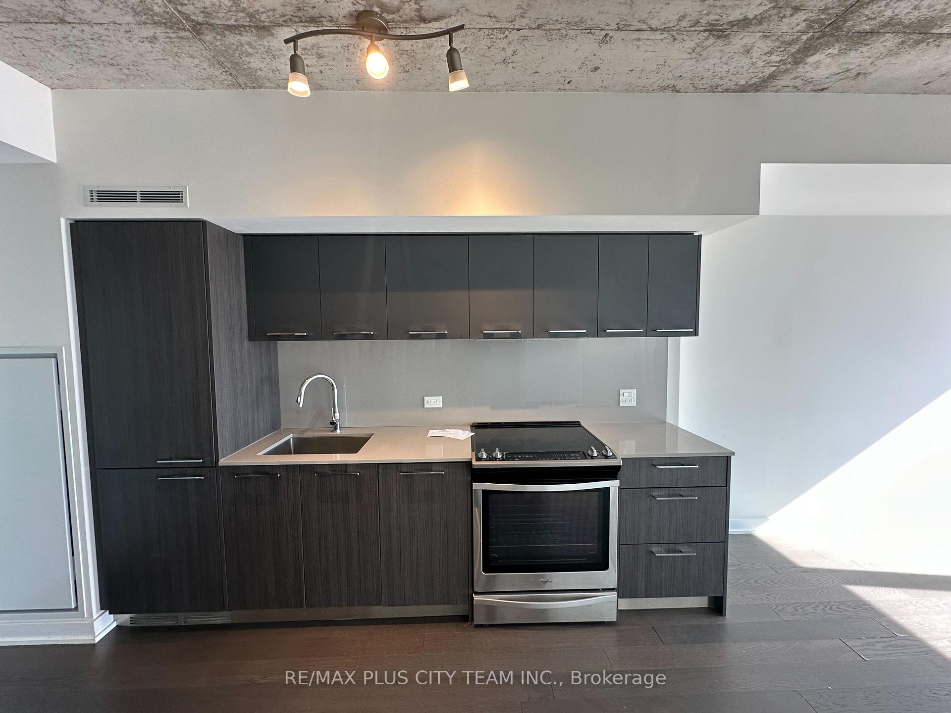 Photo 5 of Unit 1406, 15 Baseball Place, Toronto, South Riverdale — HOMEH