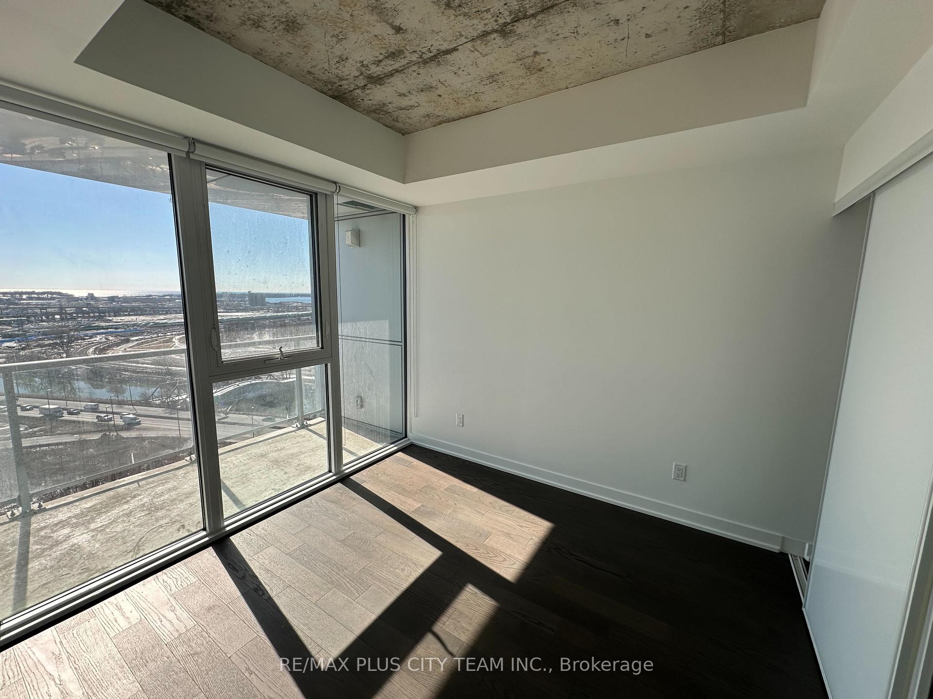 Photo 7 of Unit 1406, 15 Baseball Place, Toronto, South Riverdale — HOMEH