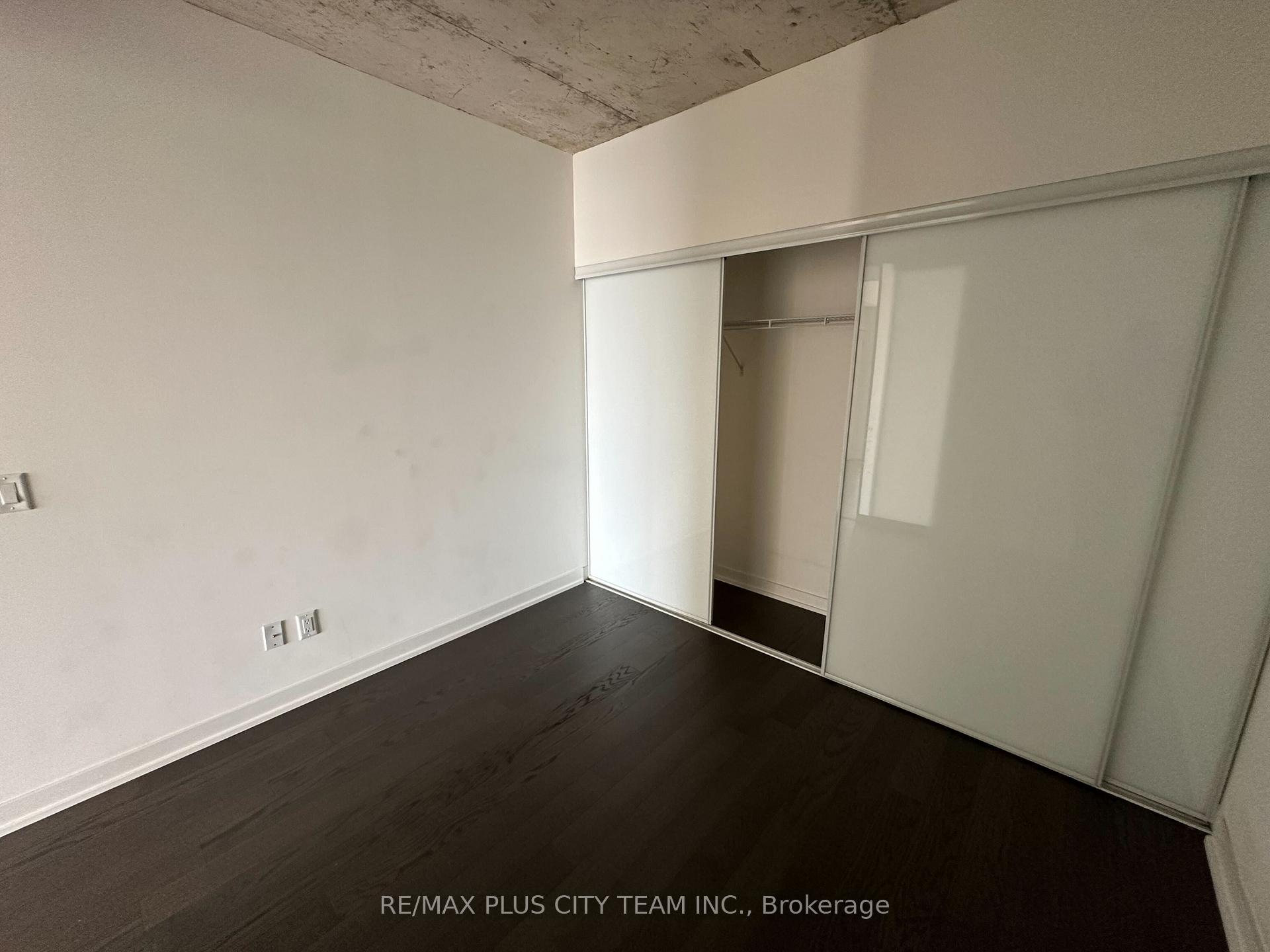 Photo 10 of Unit 1406, 15 Baseball Place, Toronto, South Riverdale — HOMEH
