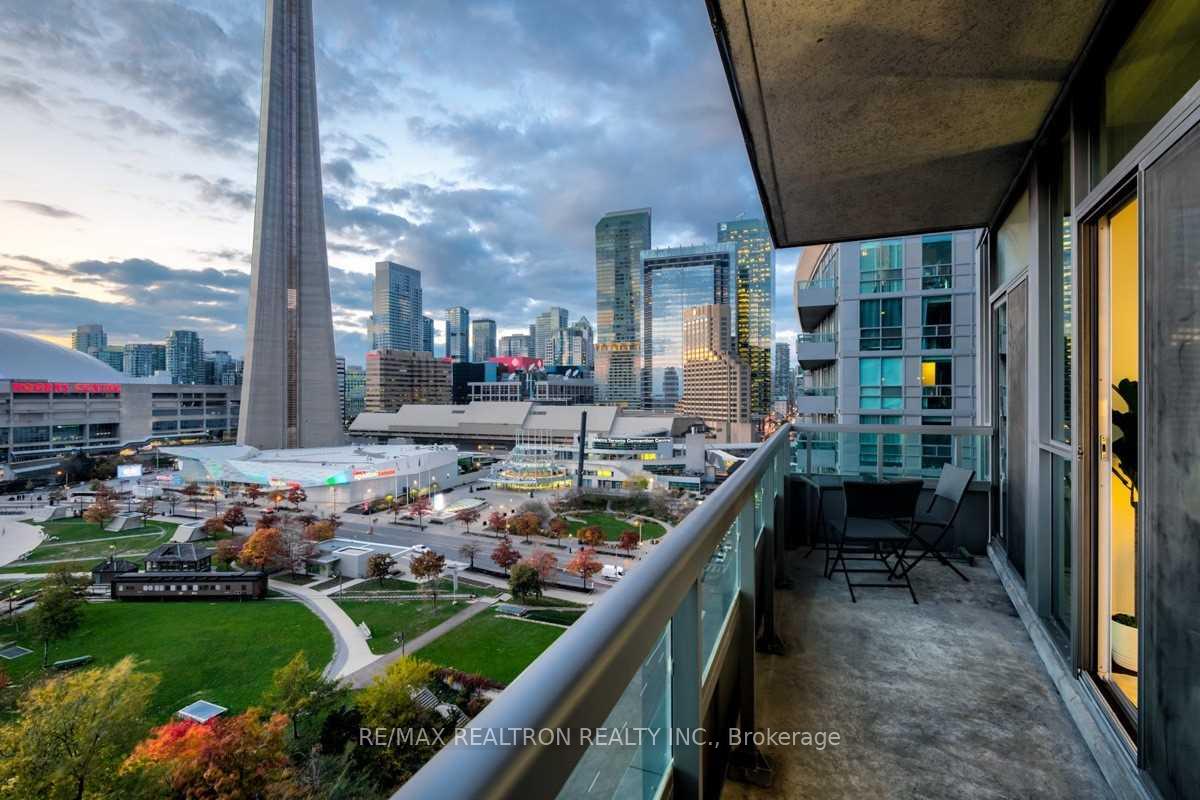 Photo 21 of Unit 1718, 25 Lower Simcoe Street, Toronto, Waterfront Communities — HOMEH