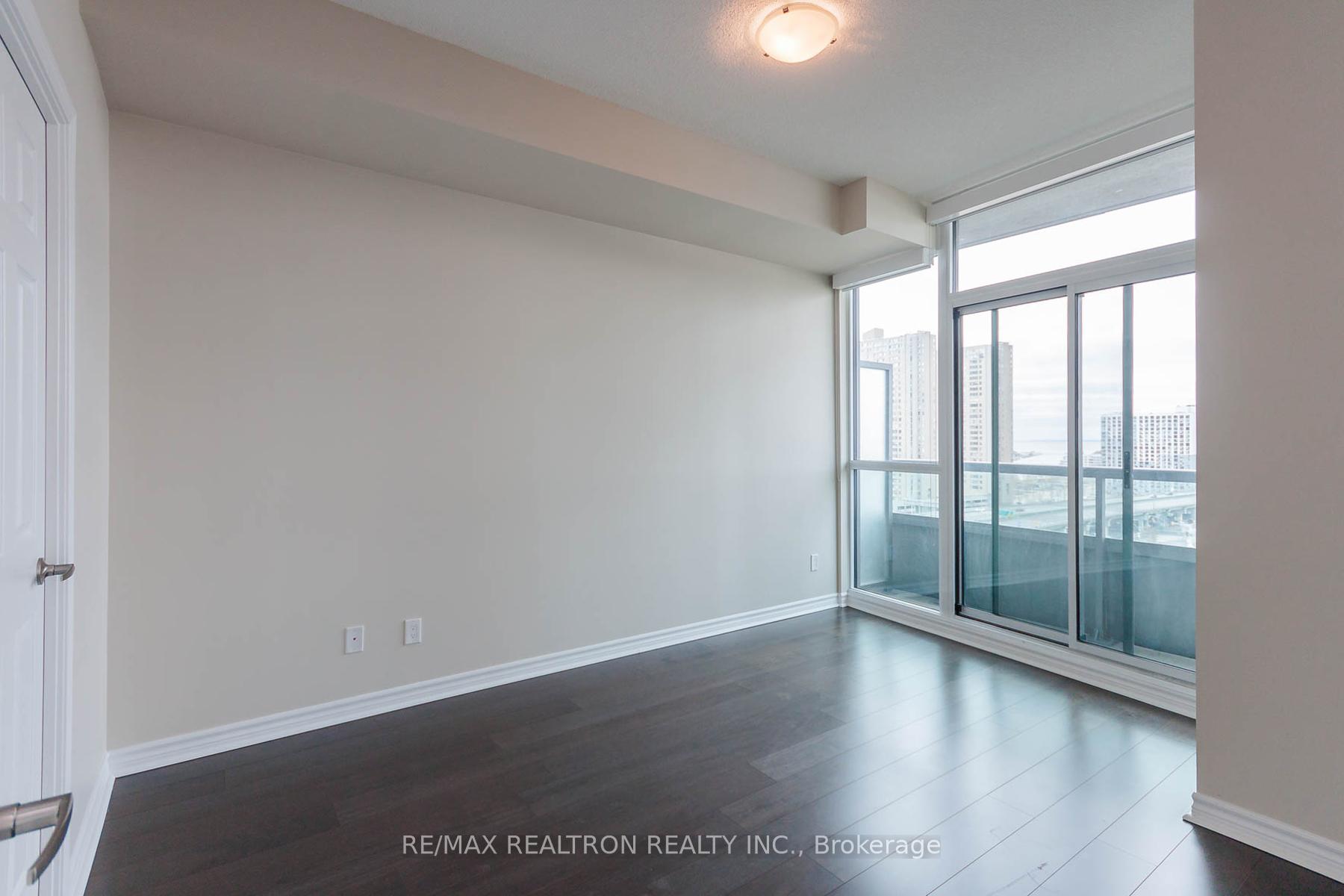 Photo 39 of Unit 1718, 25 Lower Simcoe Street, Toronto, Waterfront Communities — HOMEH