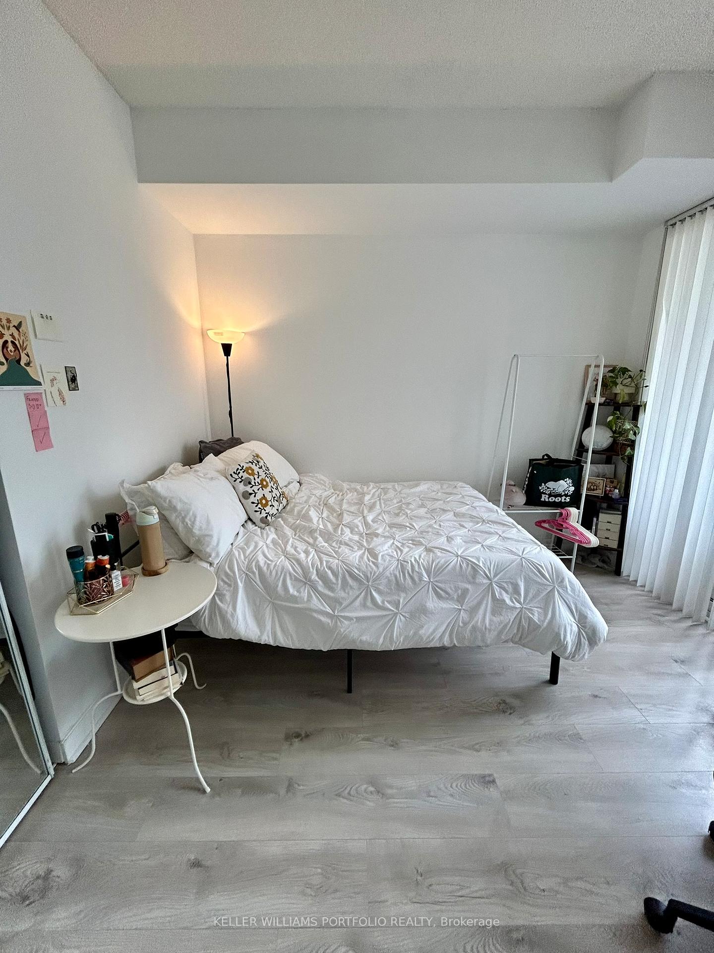 Photo 4 of Unit 1914, 85 Bloor Street E, Toronto, Church-Yonge Corridor — HOMEH