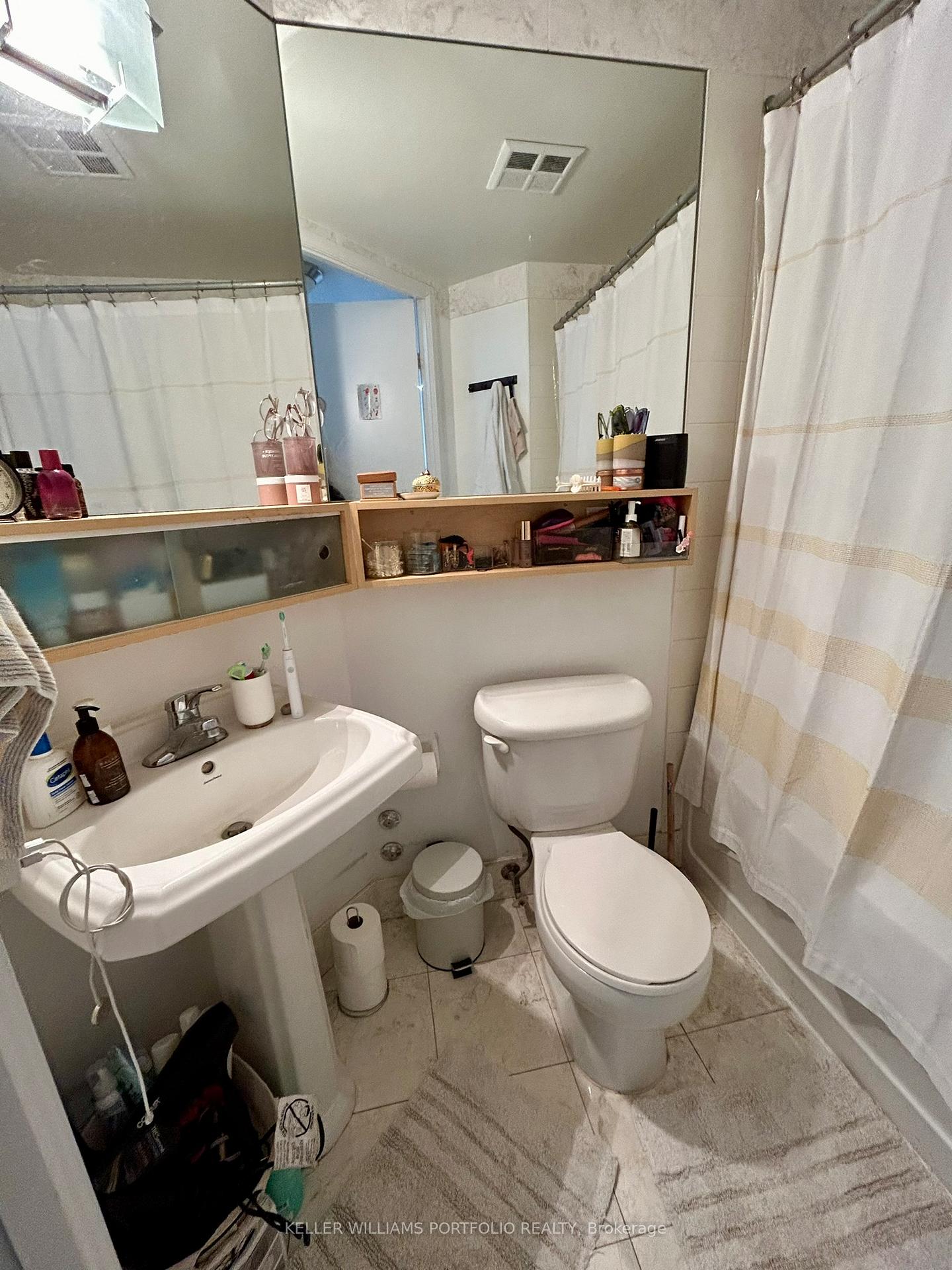 Photo 6 of Unit 1914, 85 Bloor Street E, Toronto, Church-Yonge Corridor — HOMEH