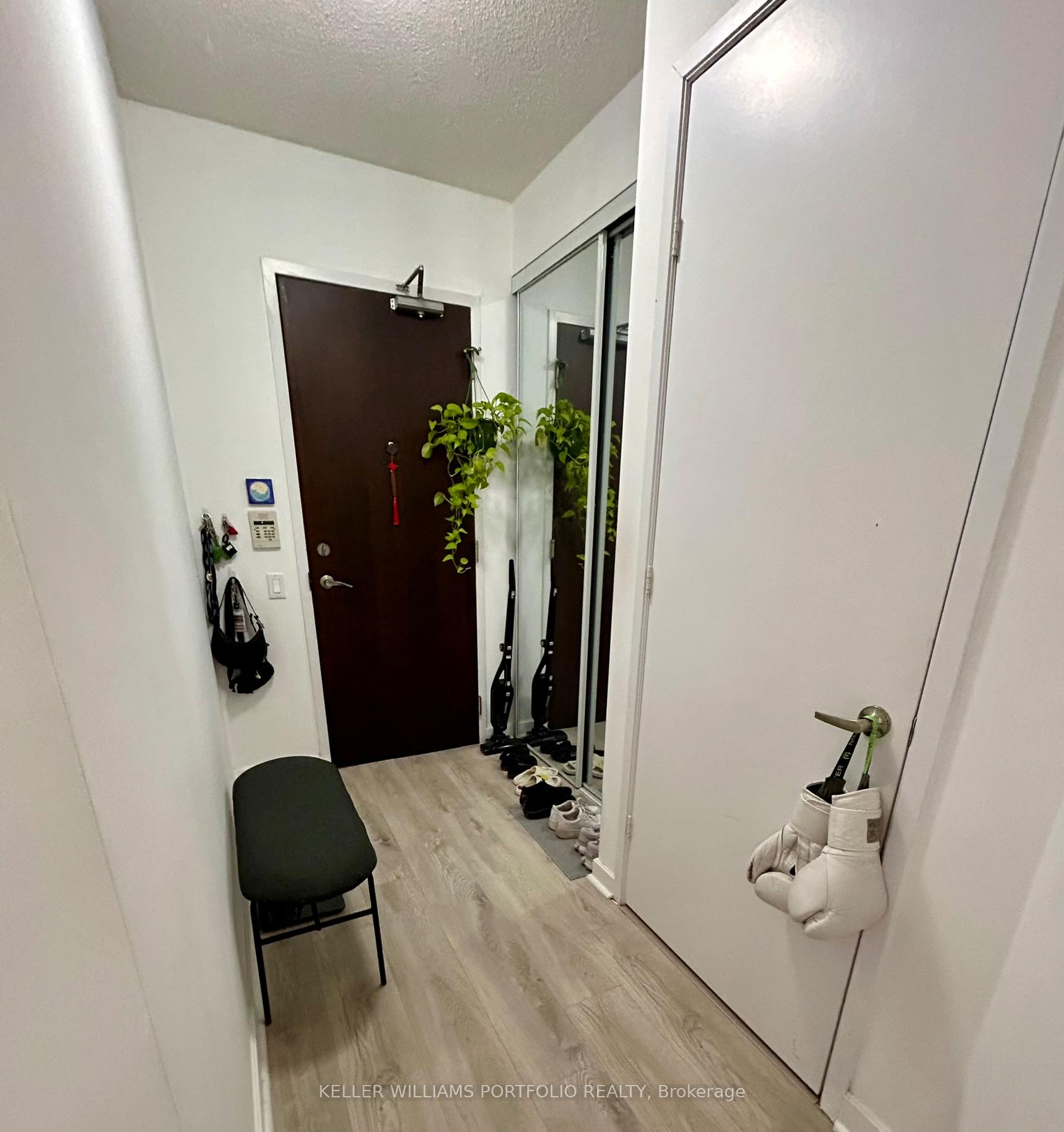 Photo 7 of Unit 1914, 85 Bloor Street E, Toronto, Church-Yonge Corridor — HOMEH