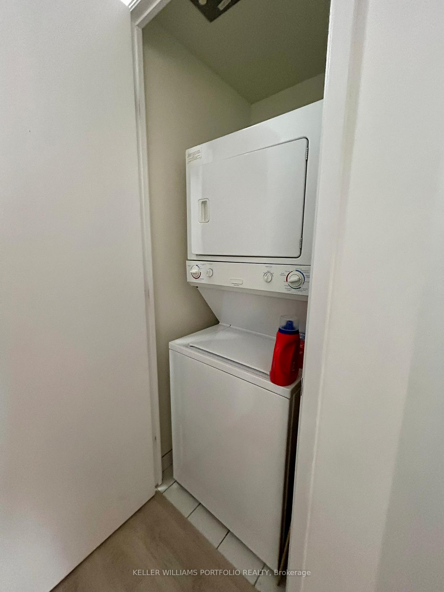 Photo 8 of Unit 1914, 85 Bloor Street E, Toronto, Church-Yonge Corridor — HOMEH