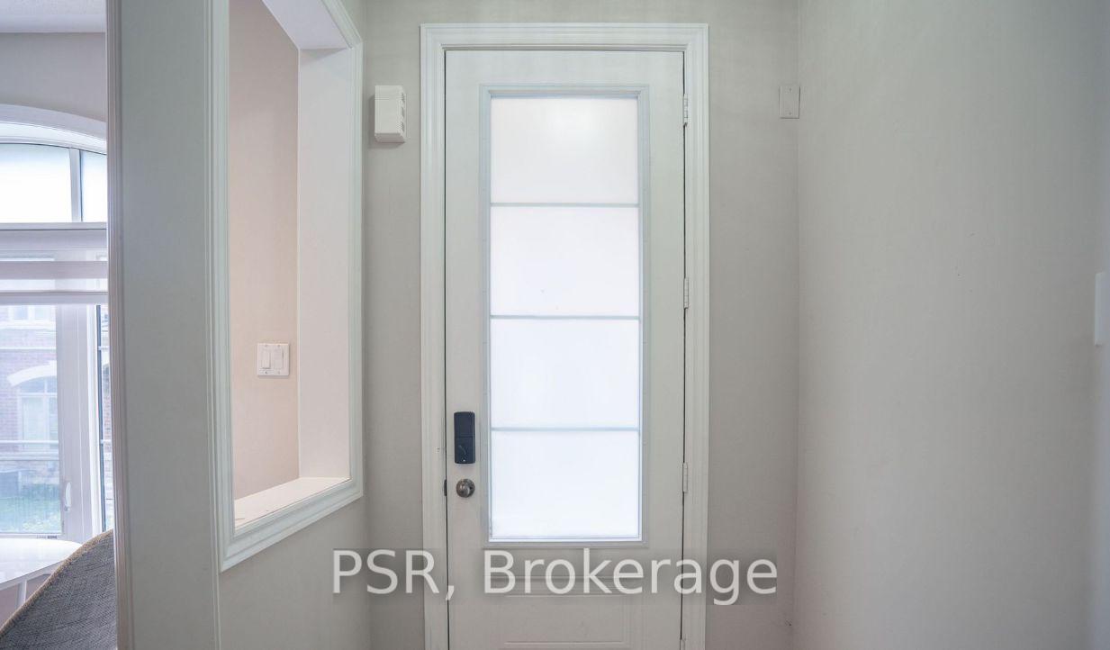 Photo 3 of Unit 29, 1331 Major Mackenzie Drive W, Vaughan, Patterson — HOMEH