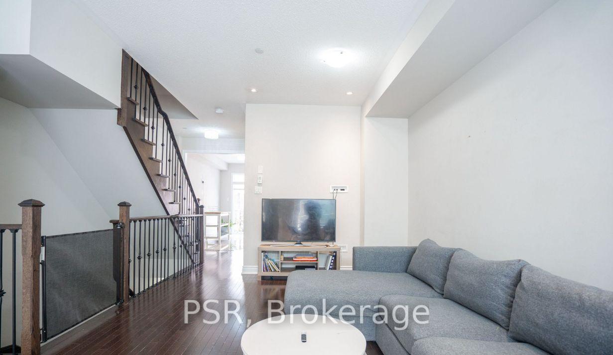Photo 4 of Unit 29, 1331 Major Mackenzie Drive W, Vaughan, Patterson — HOMEH