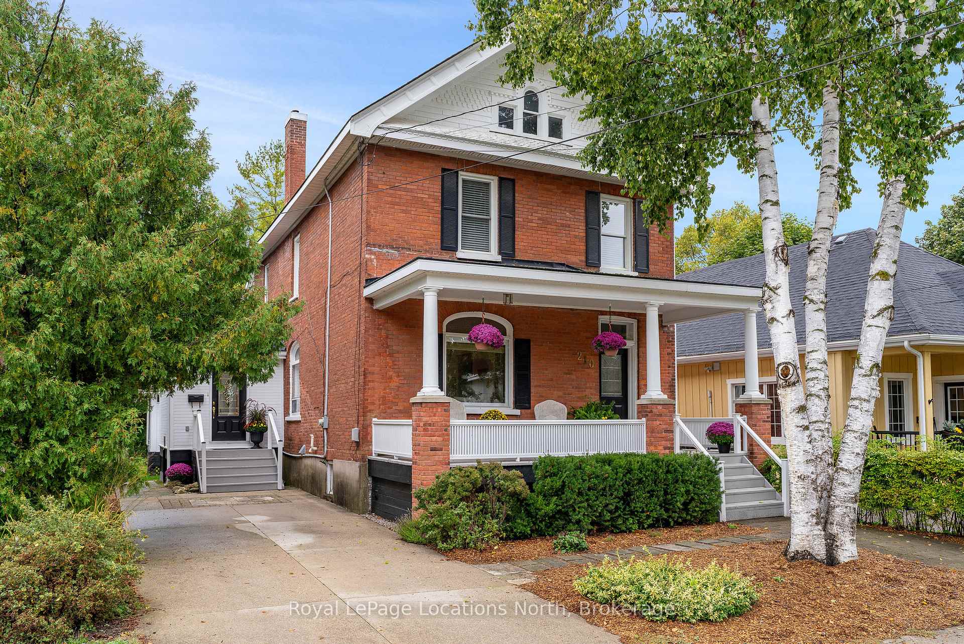 Photo 2 of 210 Birch Street, Collingwood — HOMEH