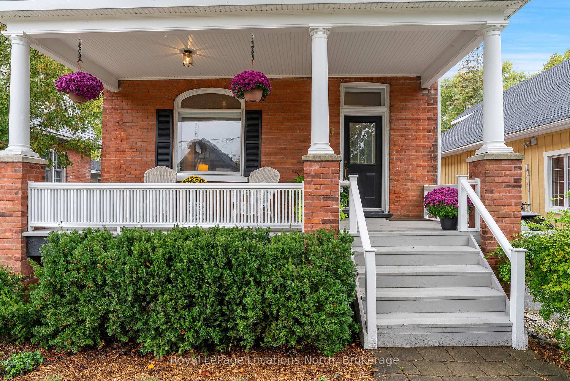 Photo 3 of 210 Birch Street, Collingwood — HOMEH