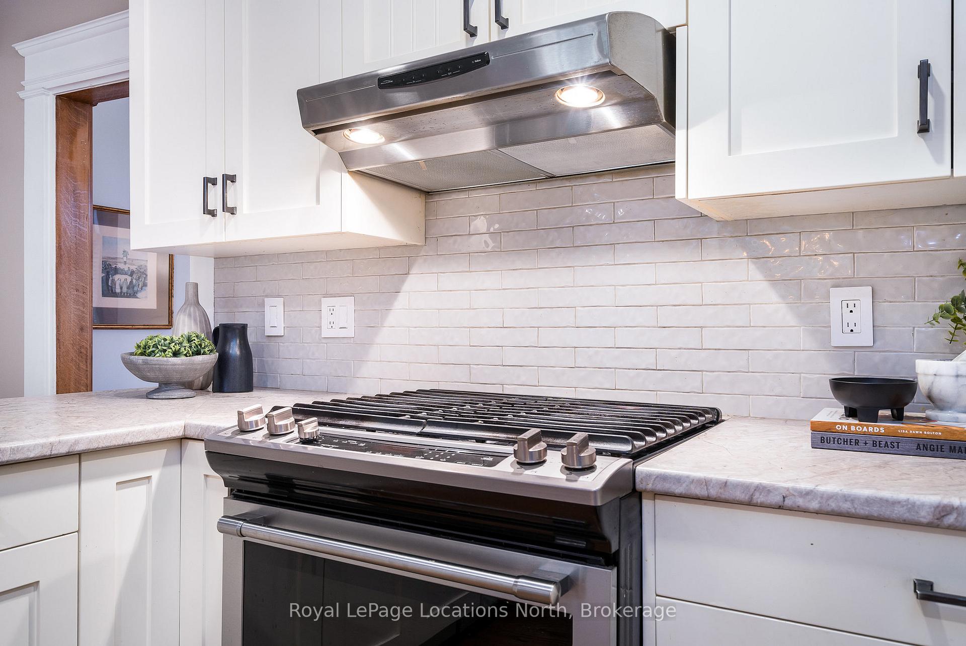 Photo 14 of 210 Birch Street, Collingwood — HOMEH