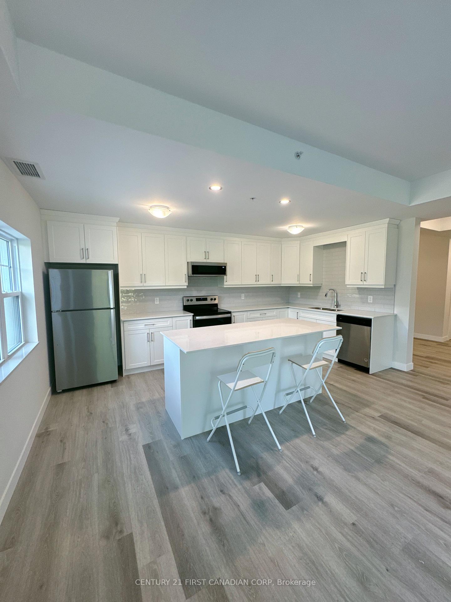 Photo 3 of Unit 117, 100 The Promenade, Central Elgin, Rural Central Elgin — HOMEH