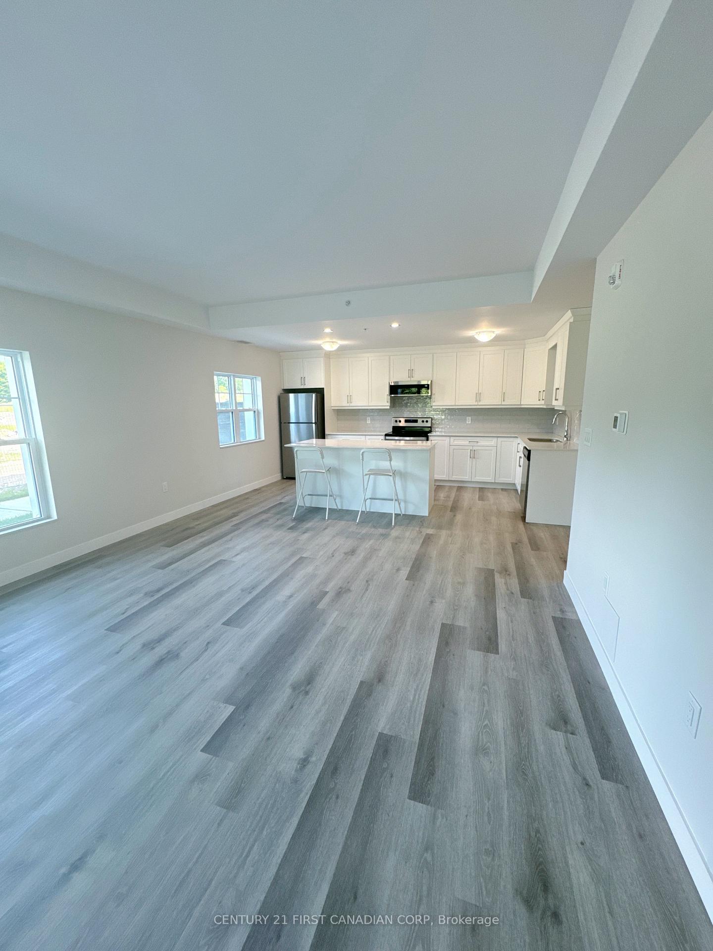 Photo 5 of Unit 117, 100 The Promenade, Central Elgin, Rural Central Elgin — HOMEH