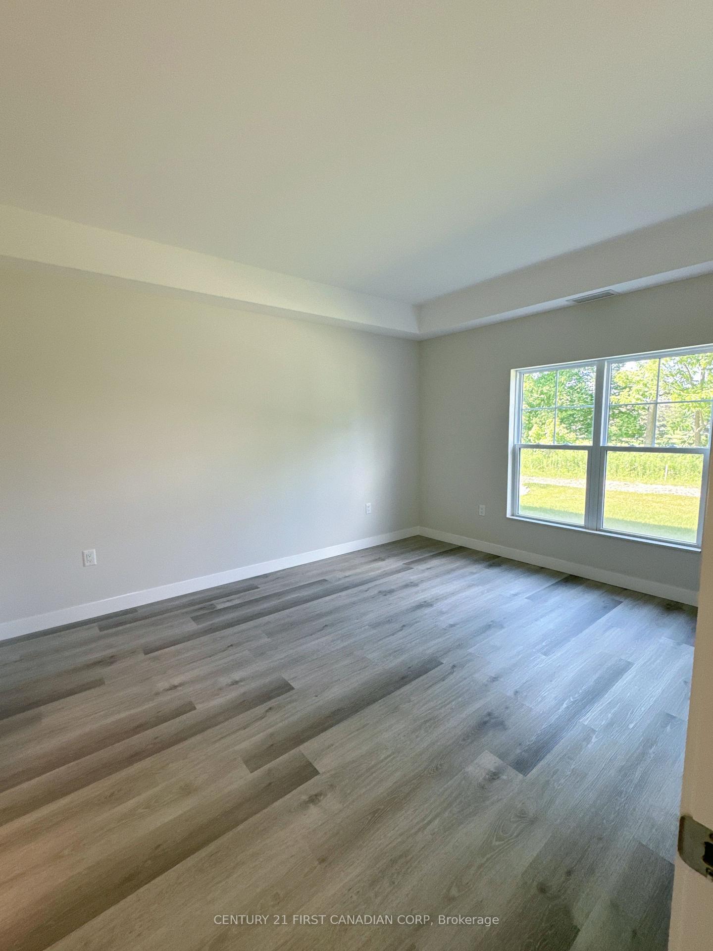Photo 8 of Unit 117, 100 The Promenade, Central Elgin, Rural Central Elgin — HOMEH