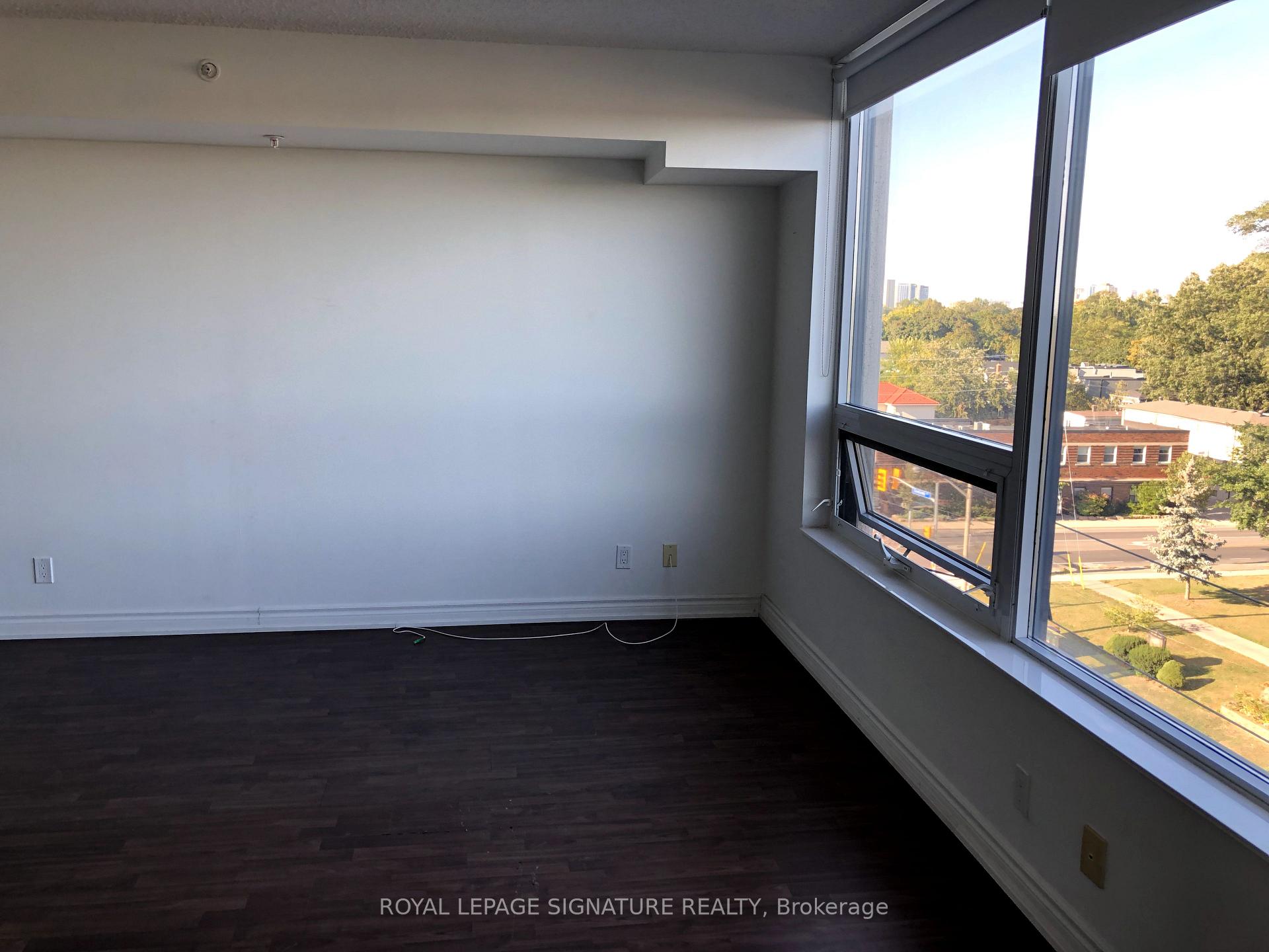 Photo 6 of Unit 605, 280 Donlands Avenue, Toronto, East York — HOMEH