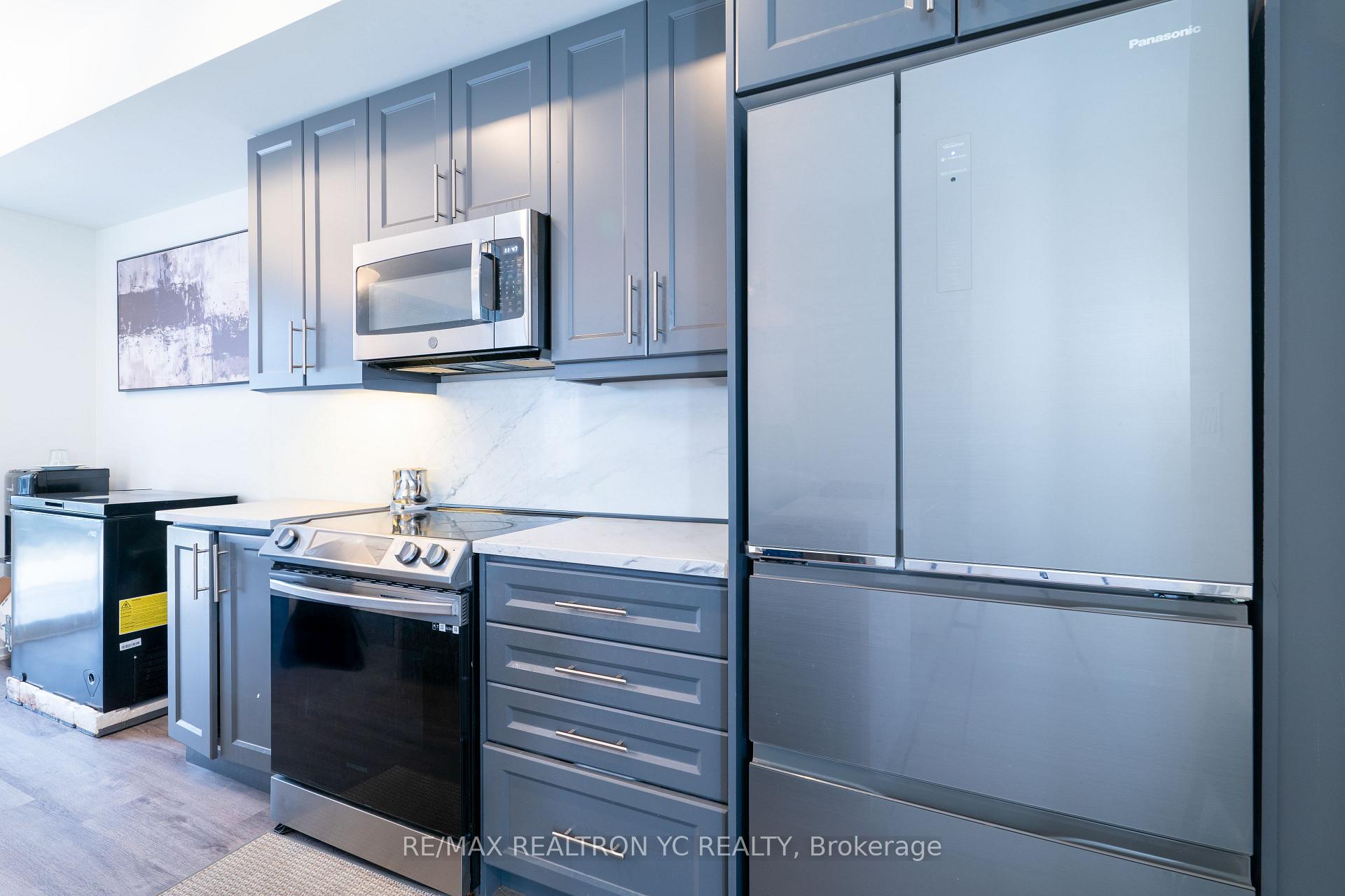 Photo 9 of 79 Mable Smith Way, Vaughan, Vaughan Corporate Centre — HOMEH