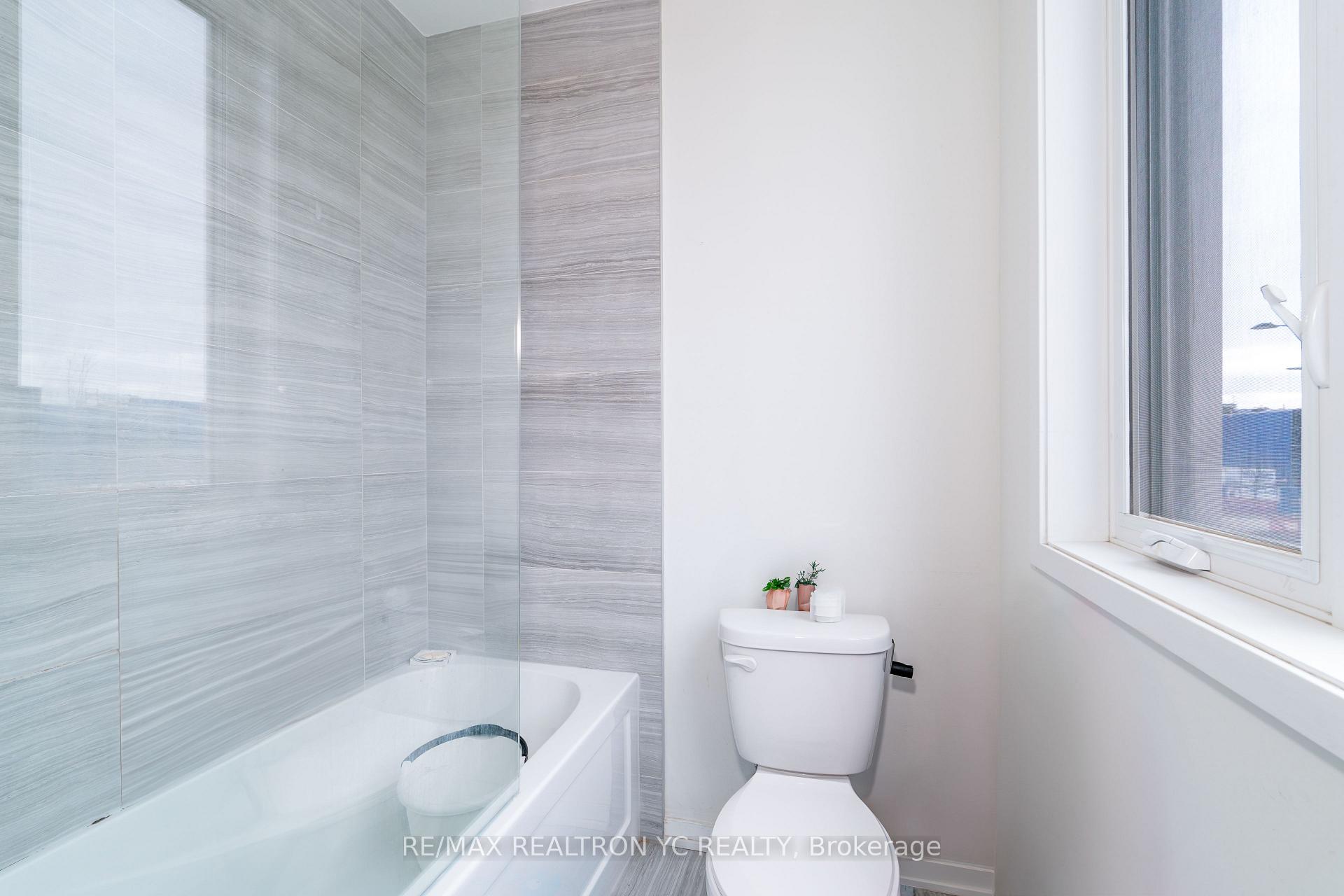 Photo 17 of 79 Mable Smith Way, Vaughan, Vaughan Corporate Centre — HOMEH