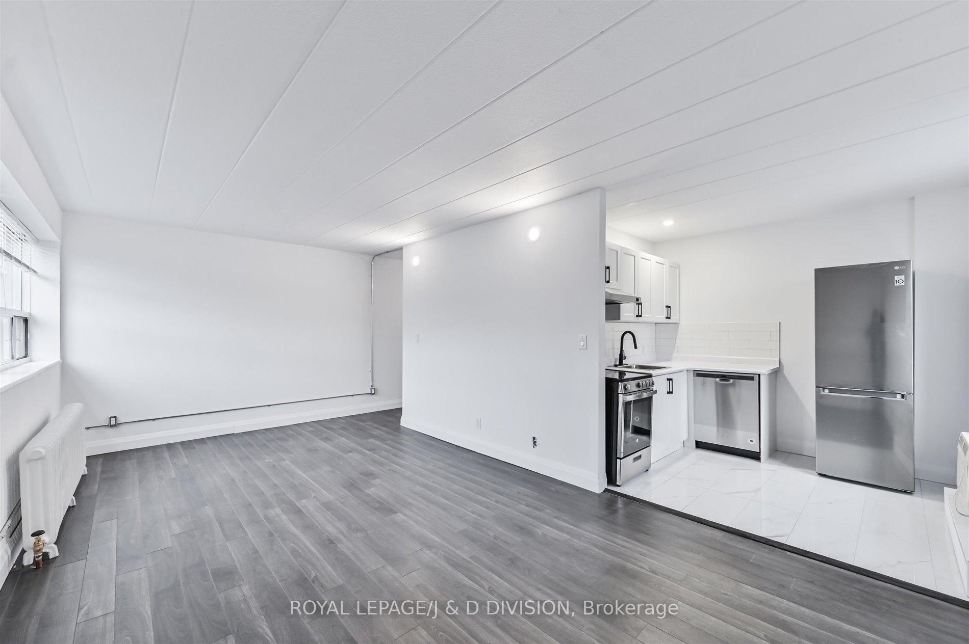 Photo 7 of Unit 101, 325 Sammon Avenue, Toronto, Danforth Village-East York — HOMEH