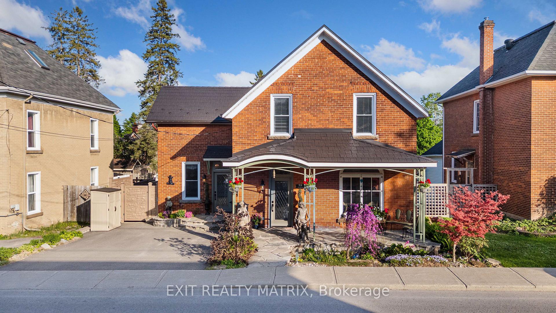 Photo 2 of 98 William Street, Carleton Place — HOMEH