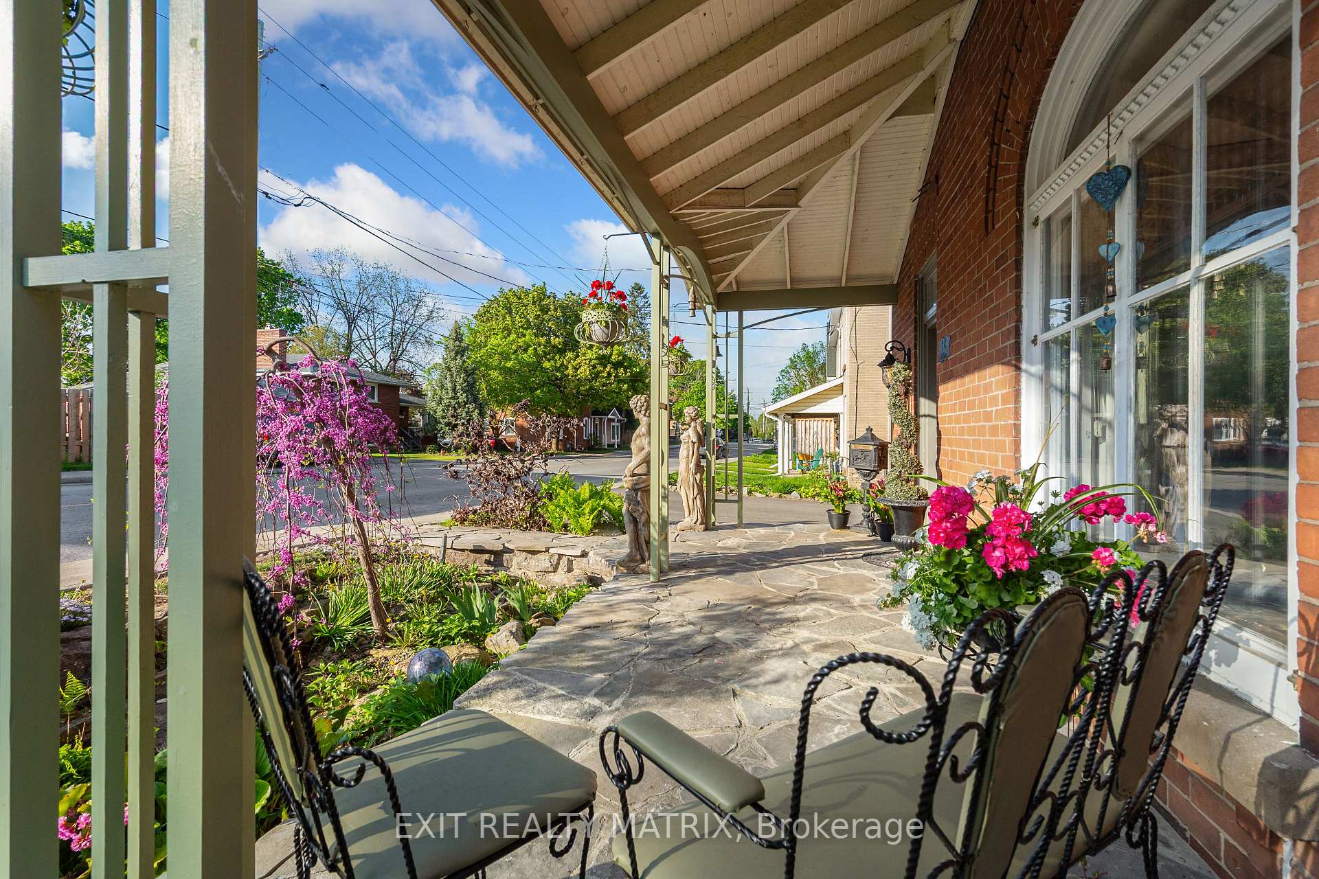 Photo 6 of 98 William Street, Carleton Place — HOMEH