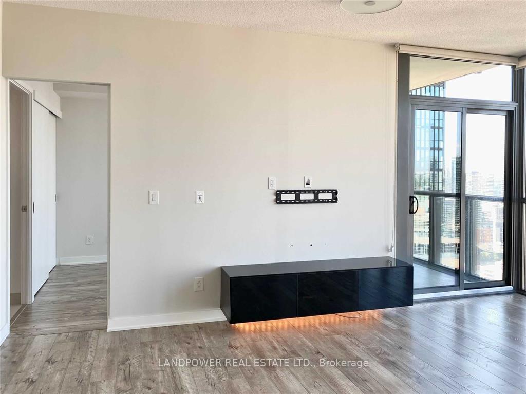 Photo 4 of Unit 3406, 110 Charles Street E, Toronto, Church-Yonge Corridor — HOMEH