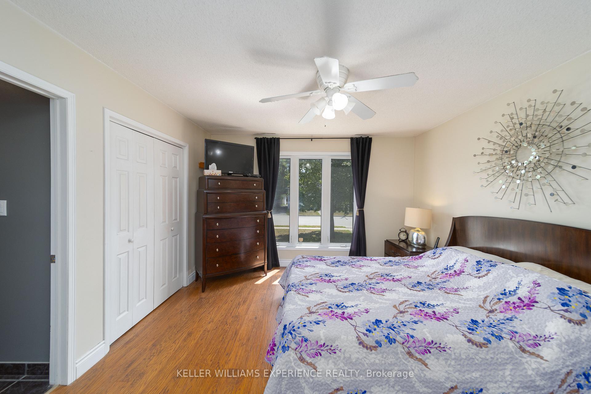Photo 20 of 86 Donald Street, Barrie, Queen's Park — HOMEH