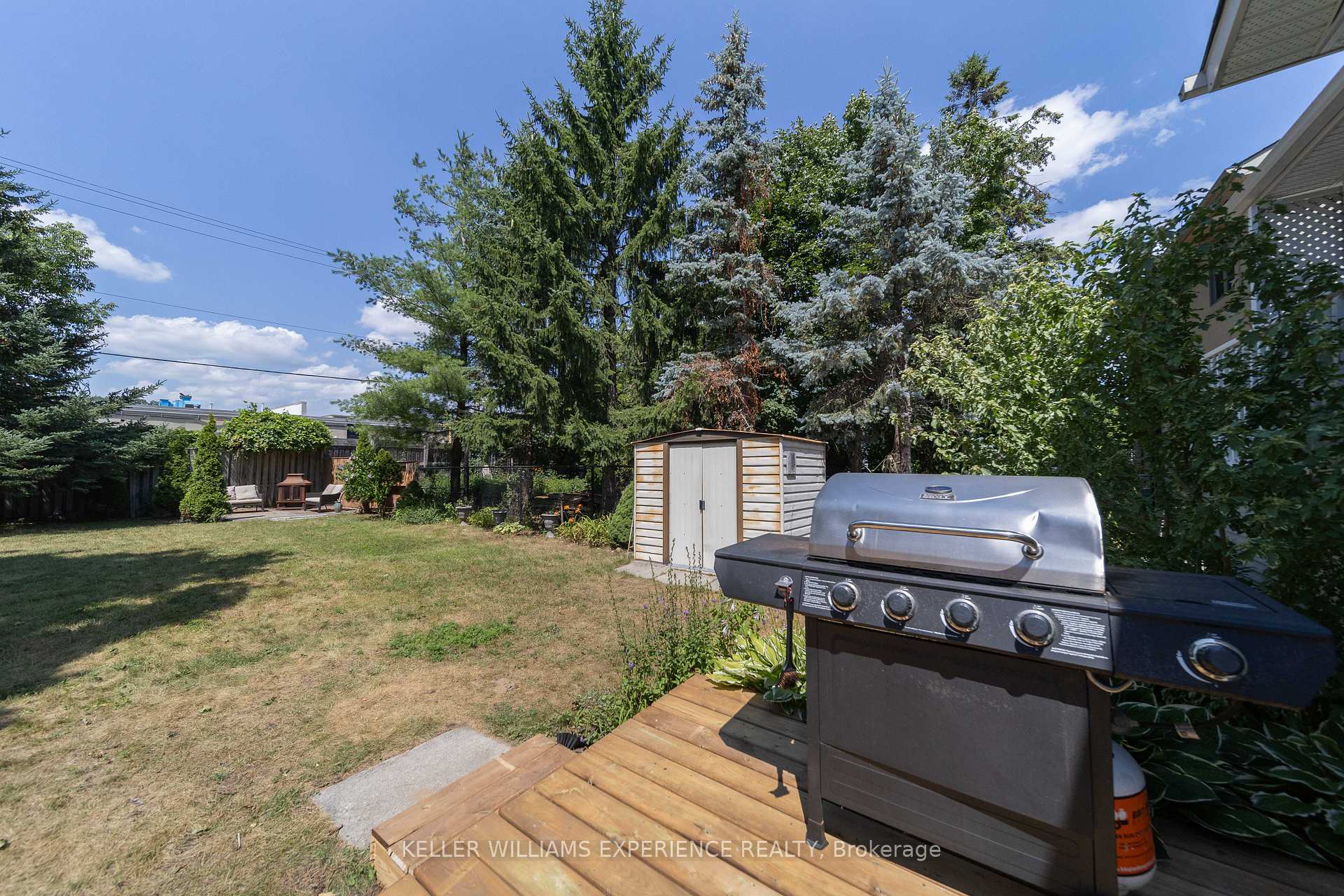 Photo 24 of 86 Donald Street, Barrie, Queen's Park — HOMEH