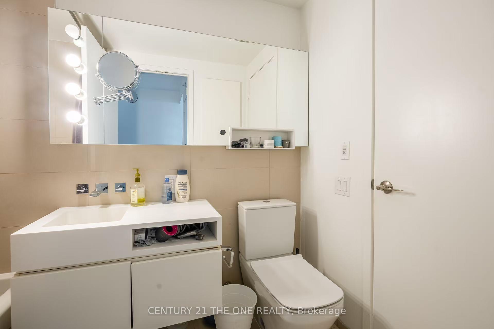 Photo 12 of Unit 4301, 45 Charles Street, Toronto, Church-Yonge Corridor — HOMEH