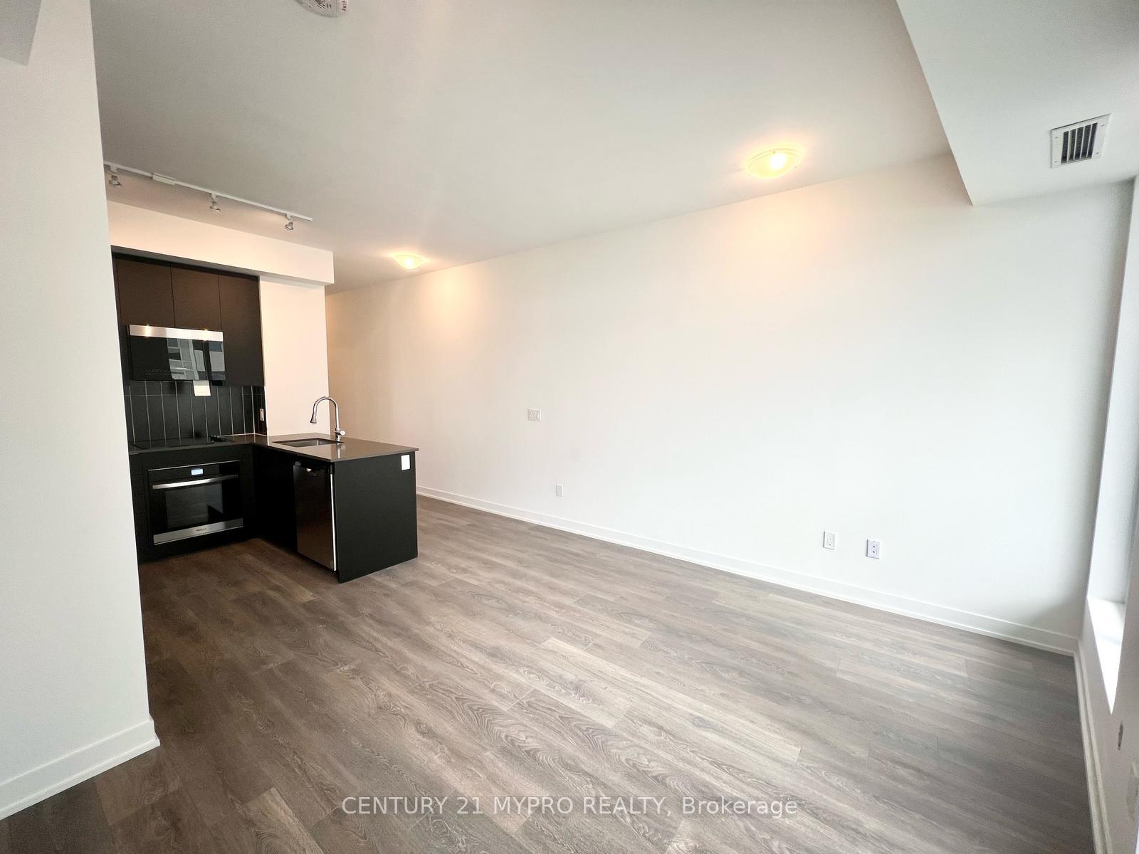 Photo 4 of Unit 2318, 10 Abeja Street, Vaughan, Concord — HOMEH